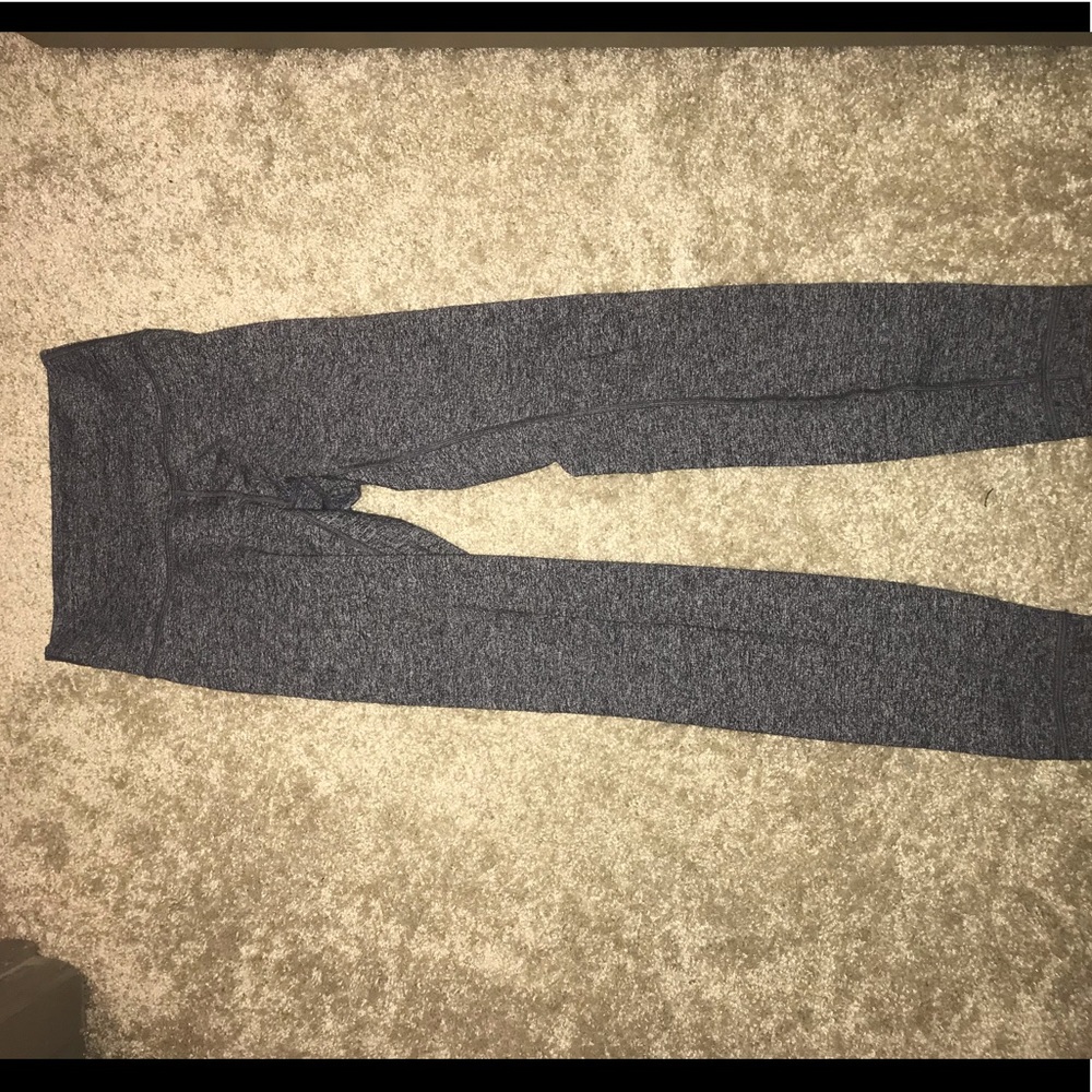 Lululemon heathered gray wunder unders